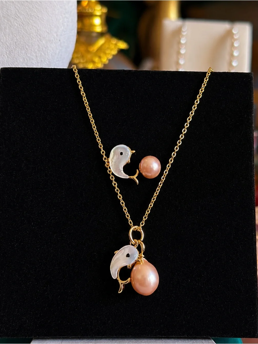 18K Gold Dolphin Pearl Pendant Necklace Ring Set in Champagne